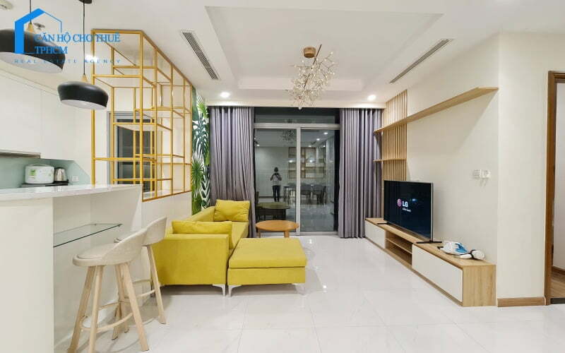 Modern 3BR apartment for rent in Landmark 4 Vinhomes Central Park