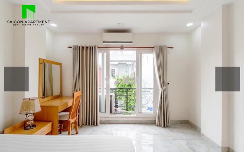 Centrally located District 1 one bedroom apartment for rent in HCMC