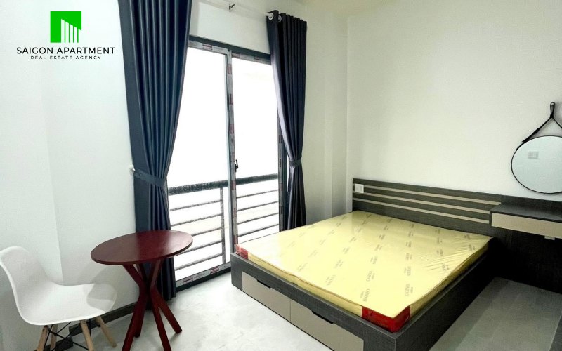 District 10 studio for rent on Le Hong Phong street