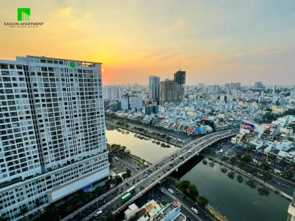 Furnished modern Millennium 2 bedroom apartment for rent in District 4