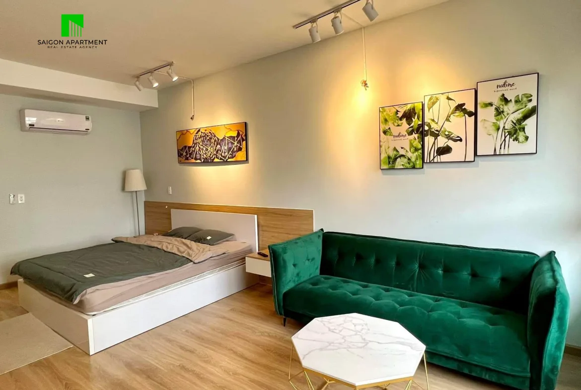 Charmington La Pointe studio for rent in District 10 HCMC