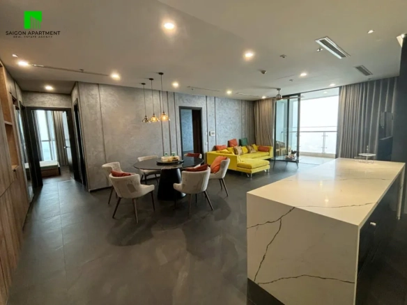 Classy 4 bedroom Vinhomes Central Park apartment for rent in Binh Thanh