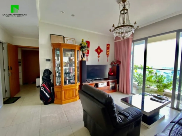 Neoclassical style 3 bedroom Diamond Island apartment for rent in District 2