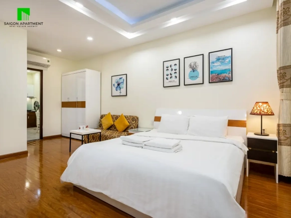 District 1 serviced apartment rent on Nguyen Trai Street