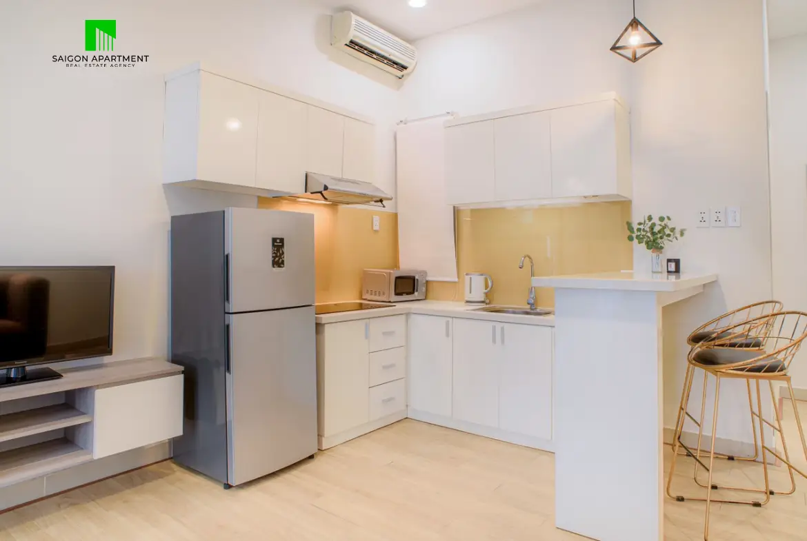 Nice 1 bedroom serviced apartment for rent in District 1 HCM