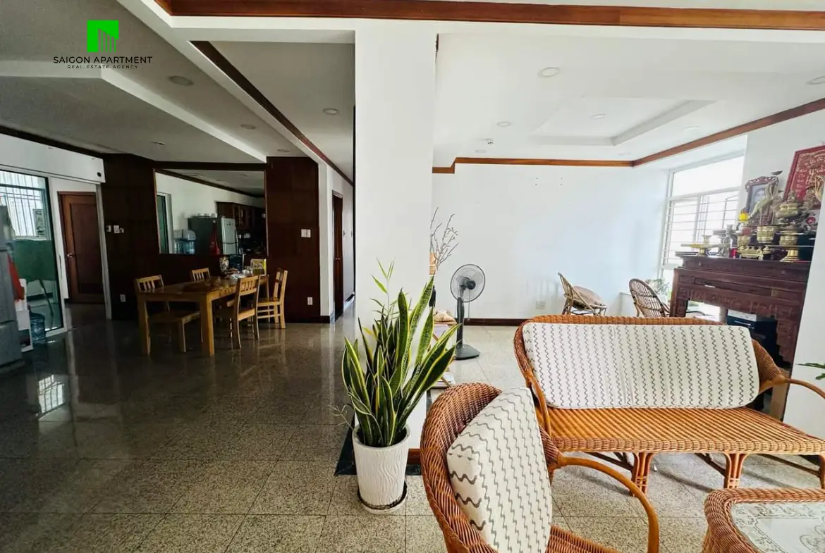 Spacious 3 bedroom Hoang Anh River View apartment for rent in Thao Dien