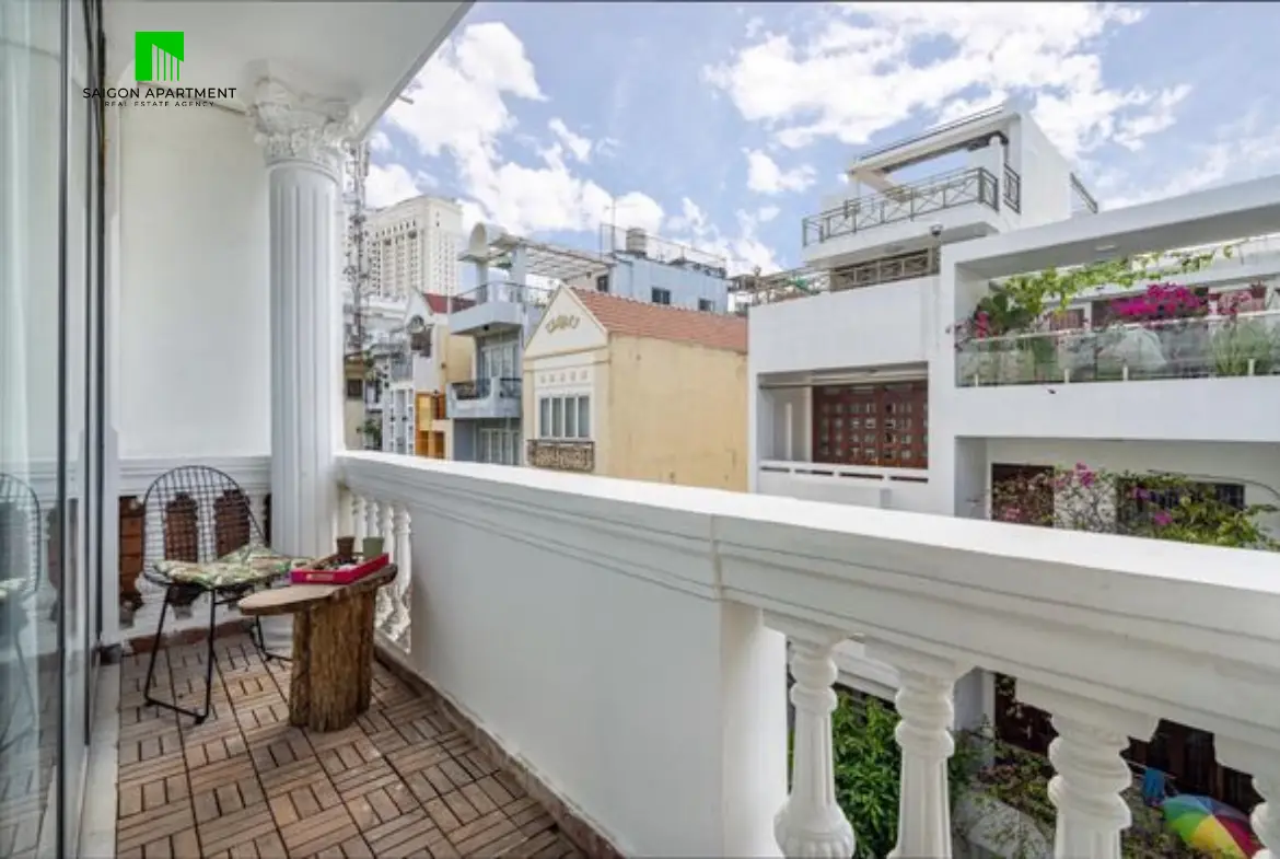Neoclassical style serviced studio for rent in Dist 3 Ho Chi Minh City