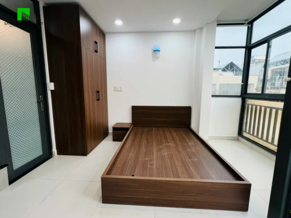 Brand new serviced studio District 1 for rent on Tran Hung Dao St