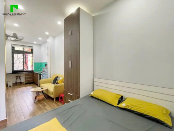 Centrally located District 1 serviced studio for rent in HCMC