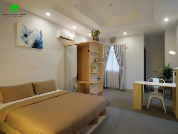 Cau Ong Lanh Ward studio for rent on Tran Hung Dao St HCMC