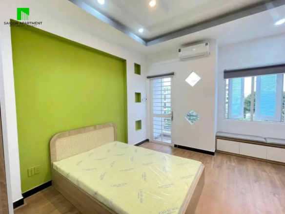 Cheap serviced studio for rent on Nguyen Van Troi St HCMC