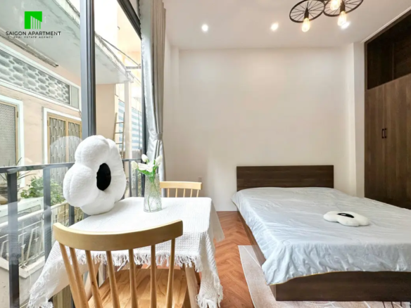 District 1 studio for rent on Le Thi Rieng St - Ben Thanh Ward