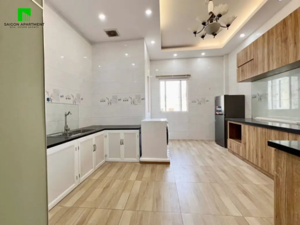 District 10 small 2 bedroom apartment for rent in Hoa Hung Ward