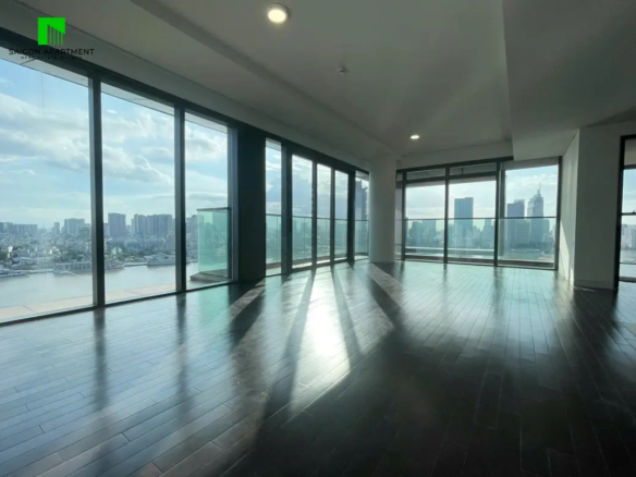 Empire City unfurnished 4 bedroom apartment fo rent in District 2