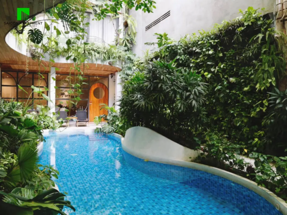 HCMC central 1 bedroom apartment with pool for rent in District 1